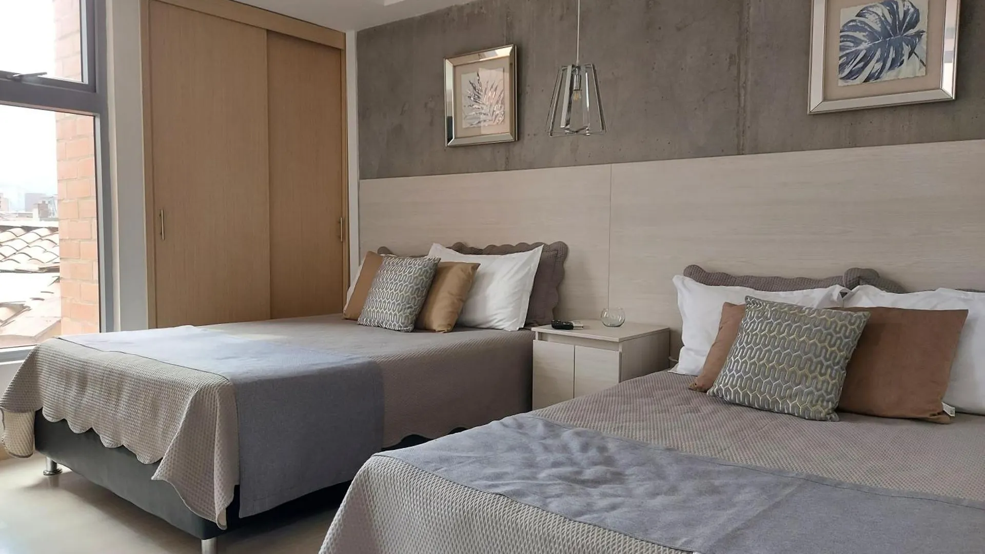 מדיין San Peter Family Suites