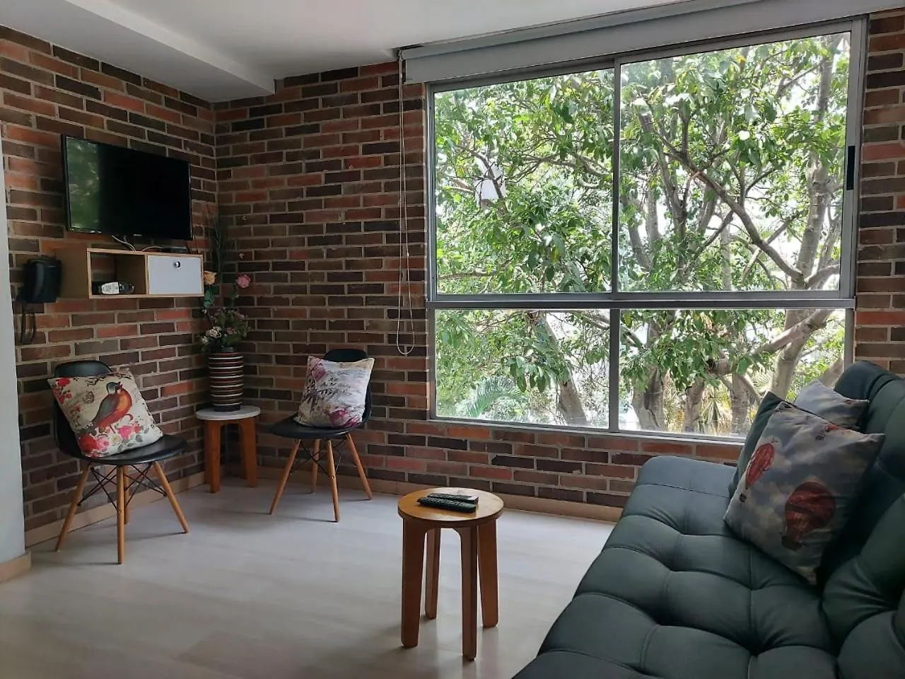 San Peter Family Suites Medellin 0*,