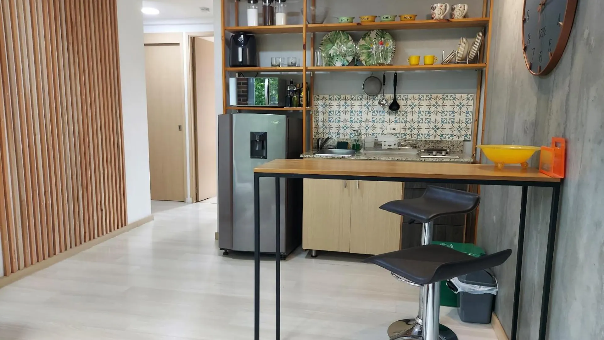 San Peter Family Suites Medellin 0*,  Colombia