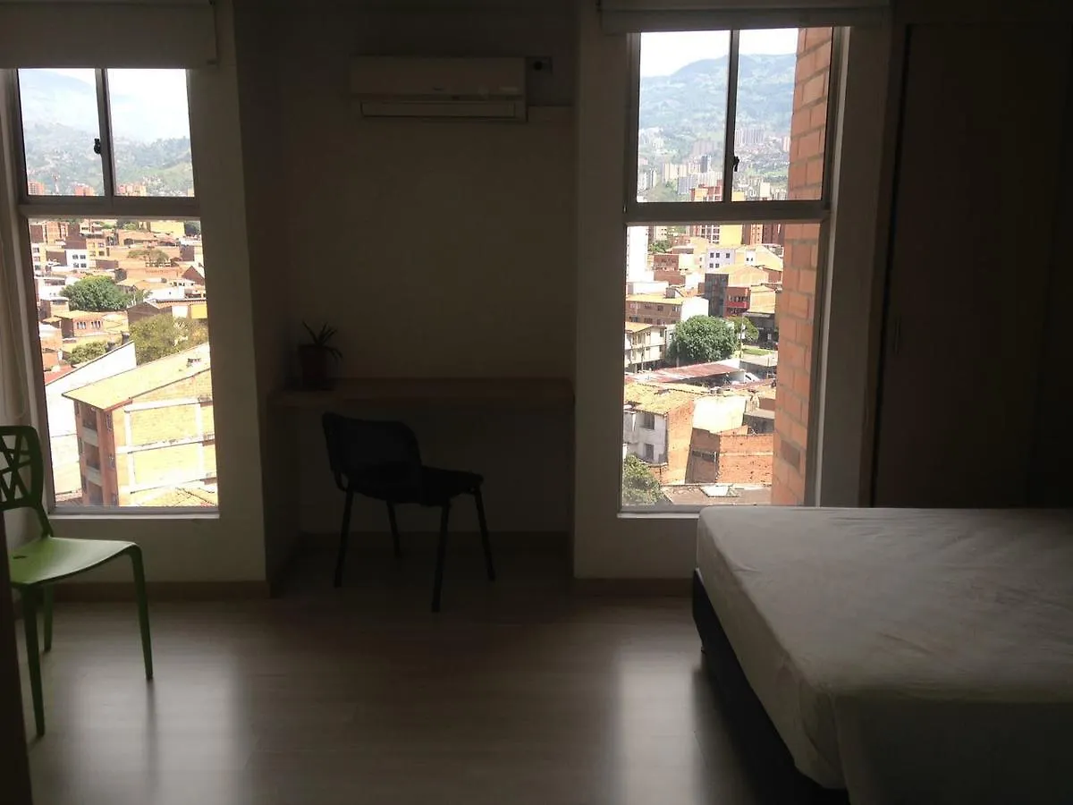 San Peter Family Suites Medellin 0*,